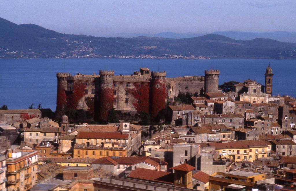 Apartment Il Convento Bracciano  Extérieur photo